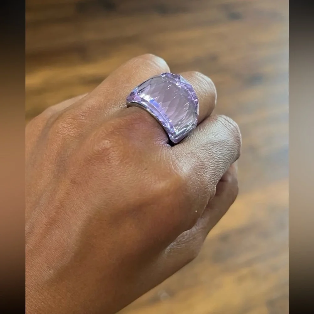 Swarovski crystal lavender size 7 ring with steel nirvana SSLS7